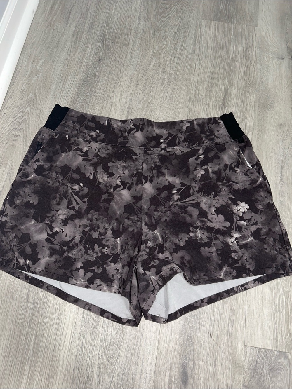 Athleta Black Floral Print Athletic Shorts